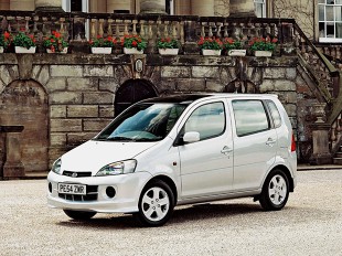 Daihatsu YRV (2000 - 2005)