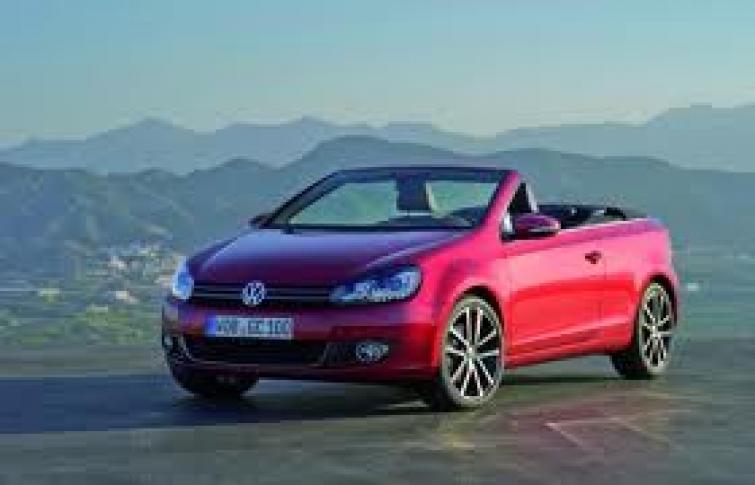 Volkswagen pokazał nowego golfa cabrio Volkswagen pokazał nowego golfa cabrio