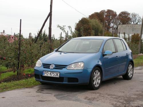 Fot. R.Polit: VW Golf ma nieco nowocześniejszą konstrukcję od Stilo. Fot. R.Polit: VW Golf ma nieco nowocześniejszą konstrukcję od Stilo.