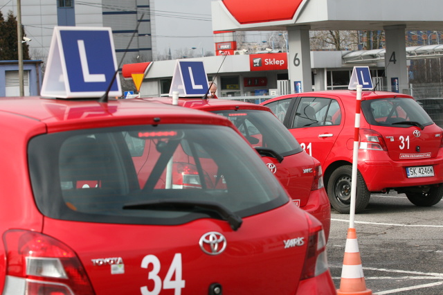 Ferrari Köln prawo jazdy jakie zmiany dla nowych kierowc 243 w od 2017 roku Ferrari Köln prawo jazdy jakie zmiany dla nowych kierowc 243 w od 2017 roku