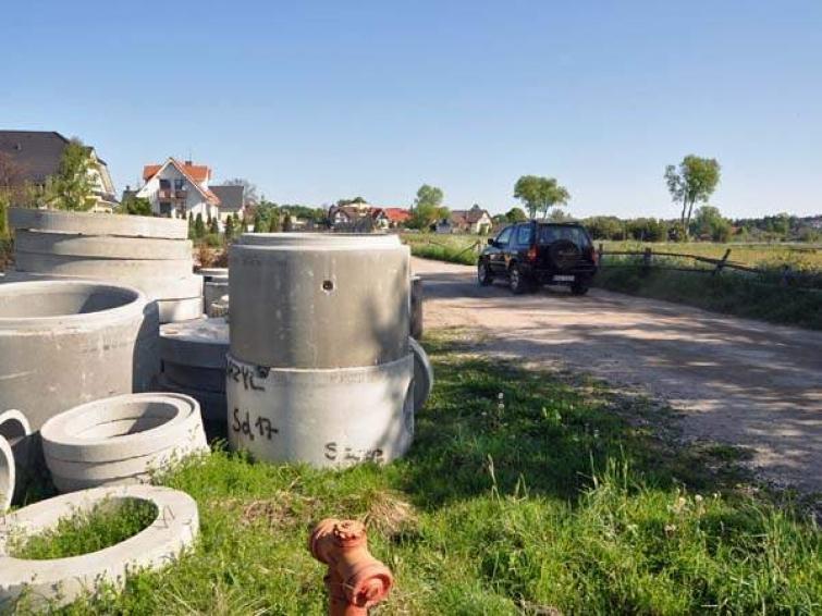 Szczecinek: Drogowcy na Żeglarskiej. Uwaga na utrudnienia Szczecinek: Drogowcy na Żeglarskiej. Uwaga na utrudnienia