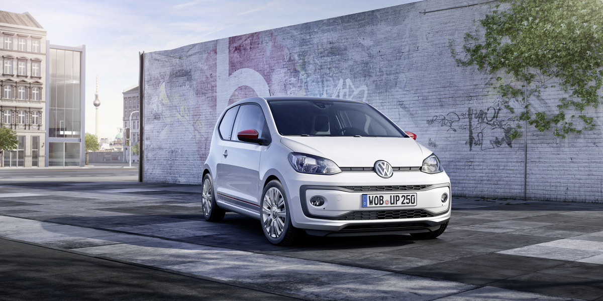 Dzięki nowym kolorom lakieru, nowej tapicerce, specjalnym elementom na desce rozdzielczej oraz ozdobnym foliom każdemu egzemplarzowi VW Up! można nadać indywidualny styl / Fot. Volkswagen Dzięki nowym kolorom lakieru, nowej tapicerce, specjalnym elementom na desce rozdzielczej oraz ozdobnym foliom każdemu egzemplarzowi VW Up! można nadać indywidualny styl / Fot. Volkswagen