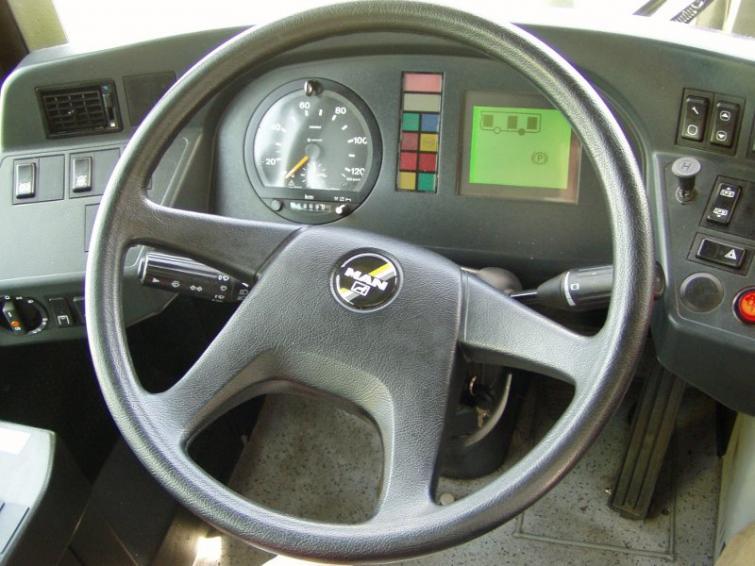 Policja i "krokodylki" w ferie sprawdzą autokary Policja i "krokodylki" w ferie sprawdzą autokary
