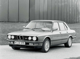 BMW M5 II (E34) (1989 - 1995) Sedan