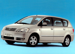 Toyota Avensis Verso I (1997 - 2003) Van