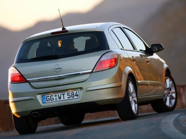 Opel ma problem – kilkadziesiąt tysięcy aut do serwisu
