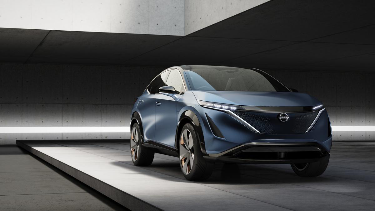 Nissan Ariya Concept
Na salonie samochodowym w Tokio Nissan przedstawił koncepcyjny model Ariya – crossover z dwoma silnikami elektrycznymi, zaawansowanymi systemami wspomagającymi kierowcę i wyglądem zupełnie nieprzypominającym dotychczasowe modele tej marki.
Fot. Nissan Nissan Ariya Concept
Na salonie samochodowym w Tokio Nissan przedstawił koncepcyjny model Ariya – crossover z dwoma silnikami elektrycznymi, zaawansowanymi systemami wspomagającymi kierowcę i wyglądem zupełnie nieprzypominającym dotychczasowe modele tej marki.
Fot. Nissan