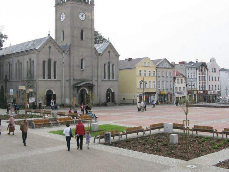 Bytów. Nowa organizacja ruchu w rejnonie placu Kardynała Wyszyńskiego Bytów. Nowa organizacja ruchu w rejnonie placu Kardynała Wyszyńskiego