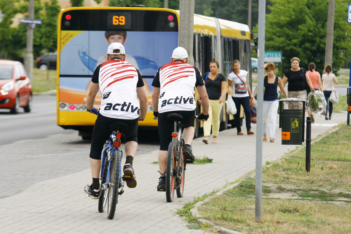 Kodeks Drogowy 2020 Rowerzysci Beda Mogli Jezdzic Po Chodnikach Pod Pewnym Warunkiem