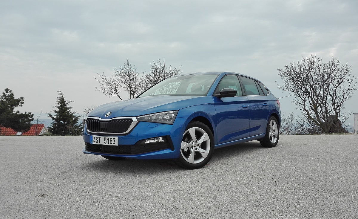 Skoda Scala
Nowy model zbudowano na uniwersalnej platformie MQB A0. To pierwsza Skoda, którą oparto na tej bazie.Długość nadwozia Scali liczy 4362 mm, szerokość to 1793 mm, wysokość 1471 mm, zaś rozstaw osi to 2649 mm.
Fot. Wojciech Frelichowski Skoda Scala
Nowy model zbudowano na uniwersalnej platformie MQB A0. To pierwsza Skoda, którą oparto na tej bazie.Długość nadwozia Scali liczy 4362 mm, szerokość to 1793 mm, wysokość 1471 mm, zaś rozstaw osi to 2649 mm.
Fot. Wojciech Frelichowski