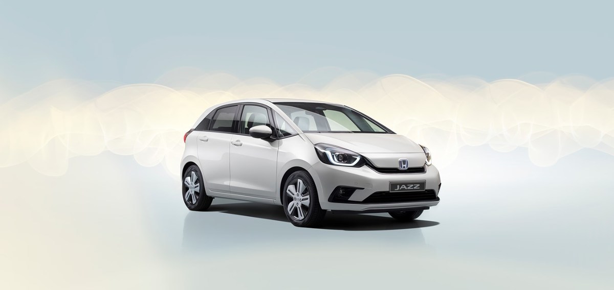 Honda Jazz
Honda zaprezentowała nową generację modelu Jazz – po raz pierwszy z zaawansowanym, dwusilnikowym, hybrydowym układem napędowym. Sprzedaż Hondy Jazz nowej generacji rozpocznie się na rynku europejskim w połowie 2020 roku.
Fot. Honda Honda Jazz
Honda zaprezentowała nową generację modelu Jazz – po raz pierwszy z zaawansowanym, dwusilnikowym, hybrydowym układem napędowym. Sprzedaż Hondy Jazz nowej generacji rozpocznie się na rynku europejskim w połowie 2020 roku.
Fot. Honda
