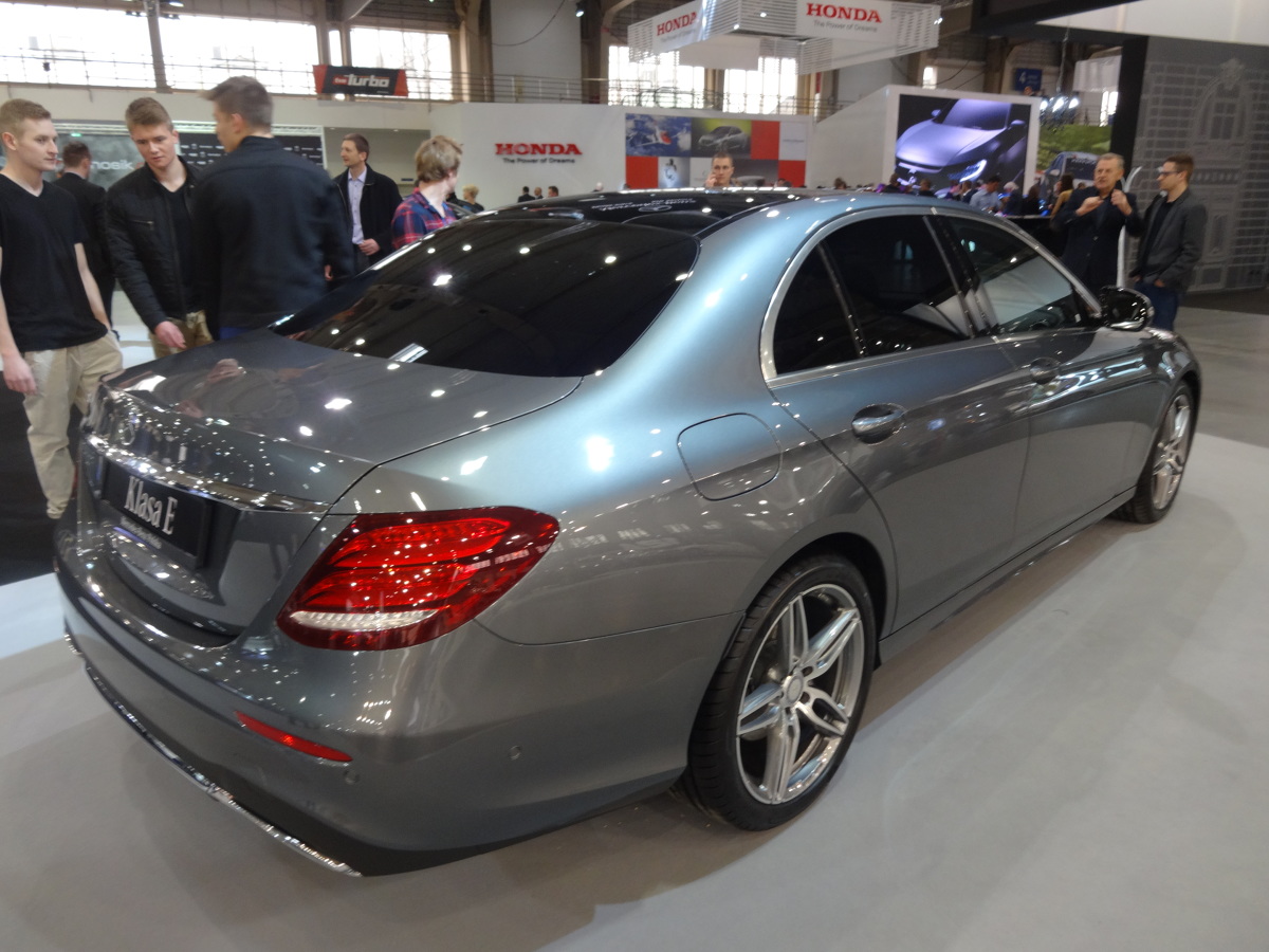 Mercedes na Poznań Motor Show
Fot. Tomasz Szmandra Mercedes na Poznań Motor Show
Fot. Tomasz Szmandra