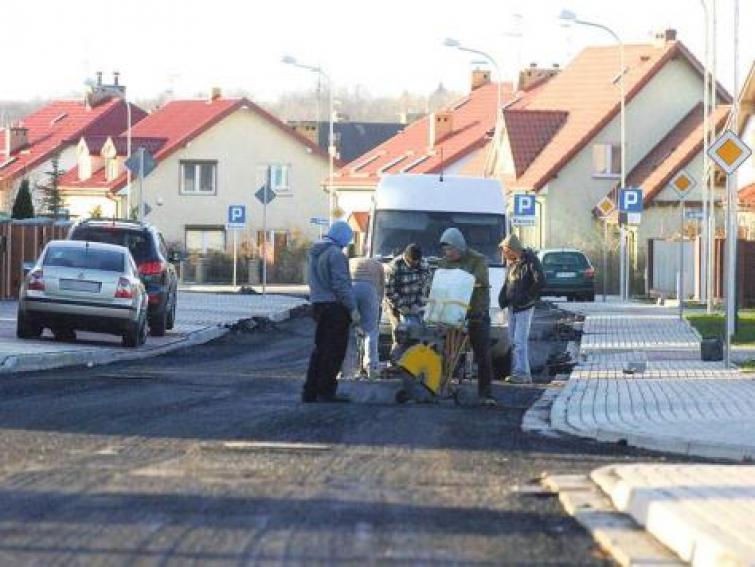 Kolejne poprawki na ul. Francuskiej w Koszalinie Kolejne poprawki na ul. Francuskiej w Koszalinie