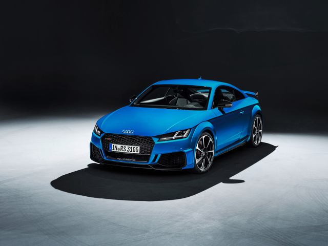 Audi TT RS Coupe
Audi Sport wyostrza wygląd topowej wersji serii modelowej TT. Nowe Audi TT RS. Nowy model trafi do sprzedaży wiosną 2019 roku.
Fot. Audi Audi TT RS Coupe
Audi Sport wyostrza wygląd topowej wersji serii modelowej TT. Nowe Audi TT RS. Nowy model trafi do sprzedaży wiosną 2019 roku.
Fot. Audi