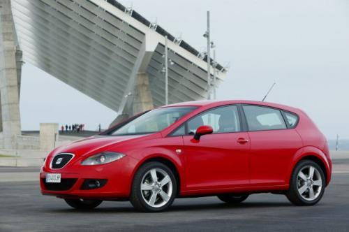 Fot. Seat: Seat Leon wyglądem przypomina minivana Altea, zaliczany jest jednak do aut kompaktowych. Fot. Seat: Seat Leon wyglądem przypomina minivana Altea, zaliczany jest jednak do aut kompaktowych.