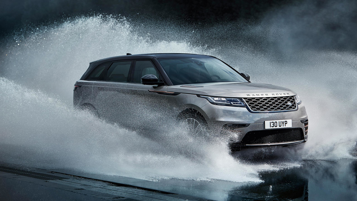Range Rover Velar
Salon samochodowy w Genewie na którym odbędzie się oficjalna premiera potrwa od 7 do 19 marca 2017 roku. Range Rover Velar w Wielkiej Brytanii został wyceniony na 220 tys. zł.
Fot. Range Rover Range Rover Velar
Salon samochodowy w Genewie na którym odbędzie się oficjalna premiera potrwa od 7 do 19 marca 2017 roku. Range Rover Velar w Wielkiej Brytanii został wyceniony na 220 tys. zł.
Fot. Range Rover