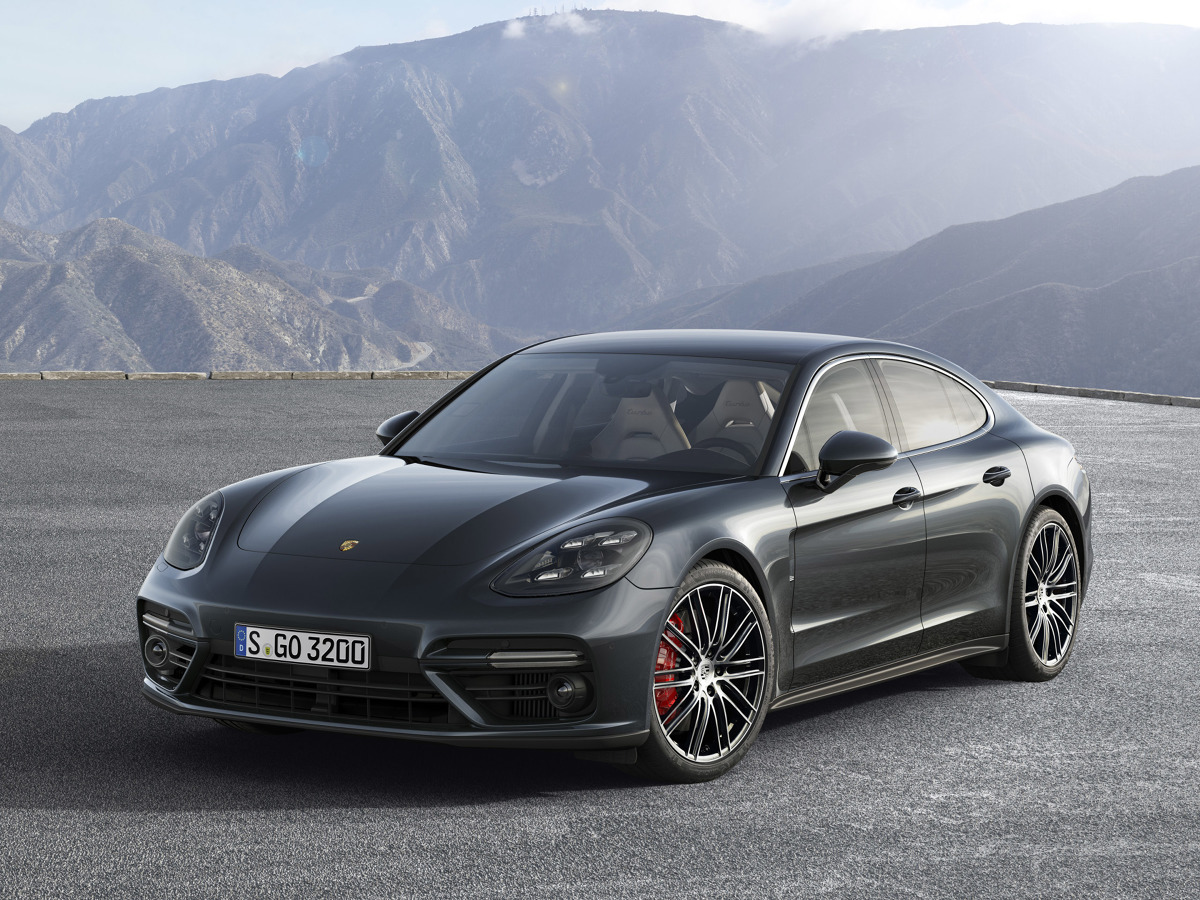Tak prezentuje się Porsche Panamera drugiej generacji / Fot. Porsche Tak prezentuje się Porsche Panamera drugiej generacji / Fot. Porsche