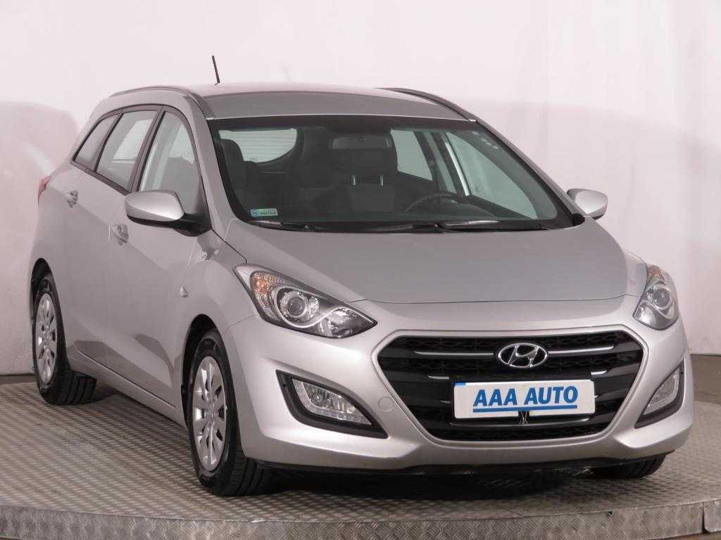 Hyundai i30 kombi 1.4 CRDi, 2015, 59.164 km, 46.000 PLN
Fot. AAA Auto Hyundai i30 kombi 1.4 CRDi, 2015, 59.164 km, 46.000 PLN
Fot. AAA Auto