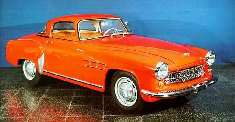 Wartburg 313 Sport w wersji hardtop. Uderzające podobieństwo do Mecedesa 190 SL jest przypadkowe: oba auta powstawały dokładnie w tym samym czasie / Fot. Archiwum Wartburg 313 Sport w wersji hardtop. Uderzające podobieństwo do Mecedesa 190 SL jest przypadkowe: oba auta powstawały dokładnie w tym samym czasie / Fot. Archiwum