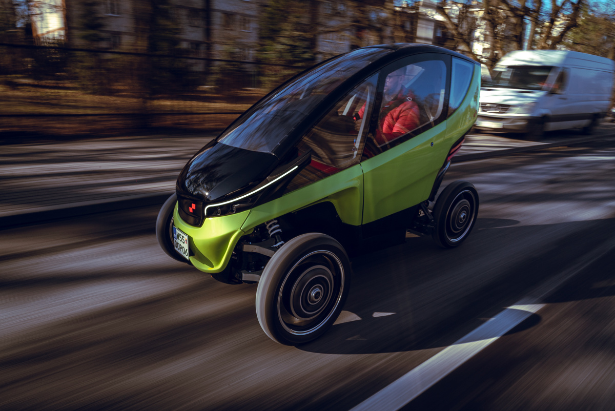 Triggo
W przyszłym tygodniu na targachmotoryzacyjnych Geneva International Motor Show 2020 zadebiutuje polski samochód elektryczny Triggo. To pierwszy w historii tych targów pojazd zaprojektowany i zbudowany w całości w Polsce. Produkcja auta rozpocznie się w 2021 roku.
Fot. materiały prasowe Triggo
W przyszłym tygodniu na targachmotoryzacyjnych Geneva International Motor Show 2020 zadebiutuje polski samochód elektryczny Triggo. To pierwszy w historii tych targów pojazd zaprojektowany i zbudowany w całości w Polsce. Produkcja auta rozpocznie się w 2021 roku.
Fot. materiały prasowe