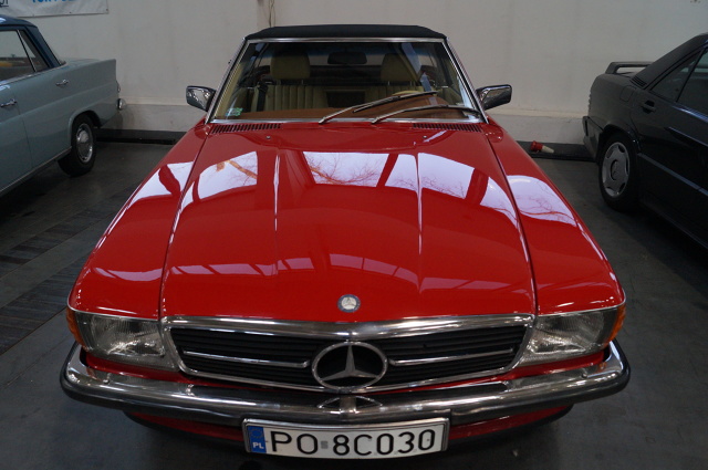 Mercedes W 107 / SL 280 / Fot. Kacper Rogacin Mercedes W 107 / SL 280 / Fot. Kacper Rogacin