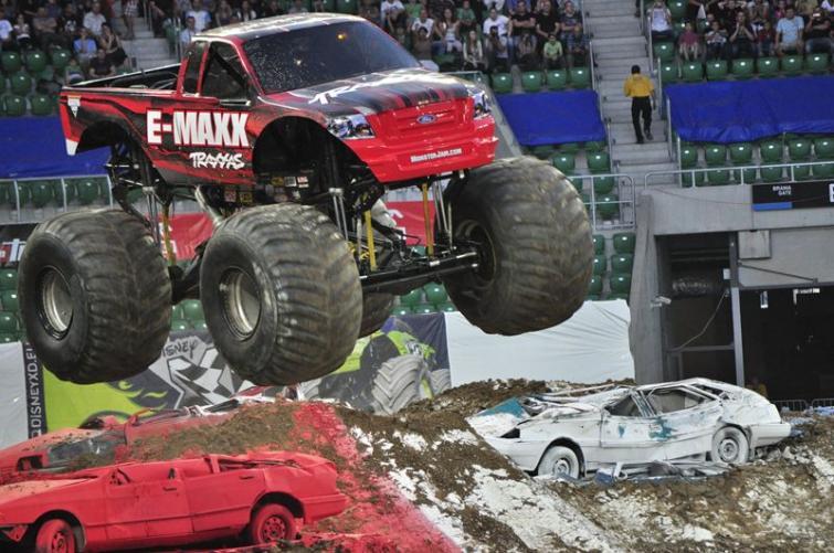 Latające pikapy czyli Monster Jam we Wrocławiu. Zobacz zdjęcia Latające pikapy czyli Monster Jam we Wrocławiu. Zobacz zdjęcia