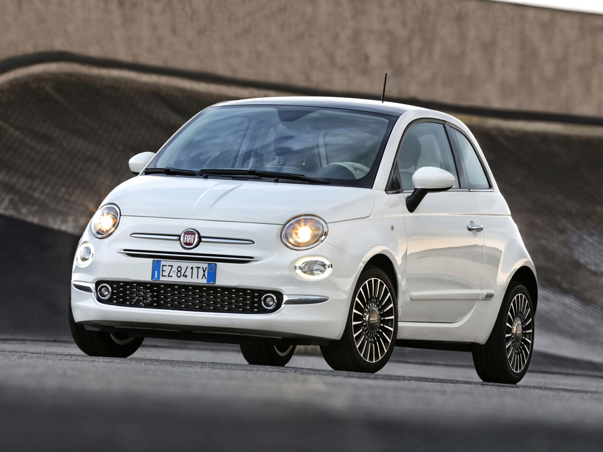 Fiat 500 - zwycieżca w kategorii aut mini. Liczba zarejestrowanych egzemplarzy w 2015 roku - 1625. 

Fot.  Fiat. 